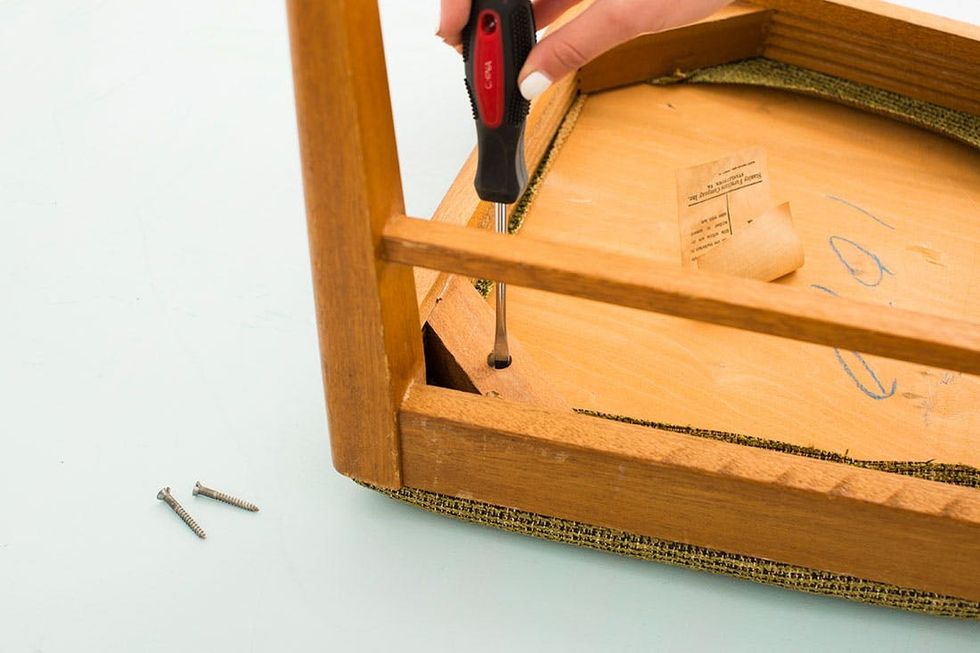 Reupholstered_Chairs_004