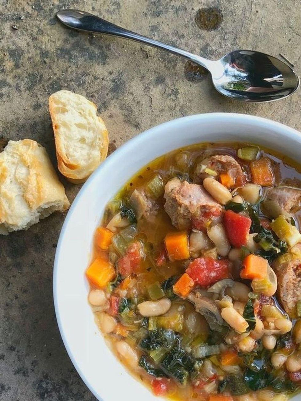 Ridiculously Easy Instant Pot Tuscan White Bean Soup