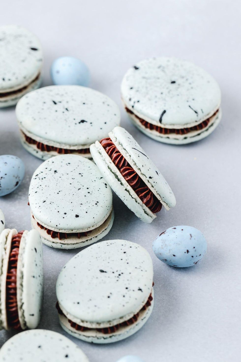 robins egg macarons