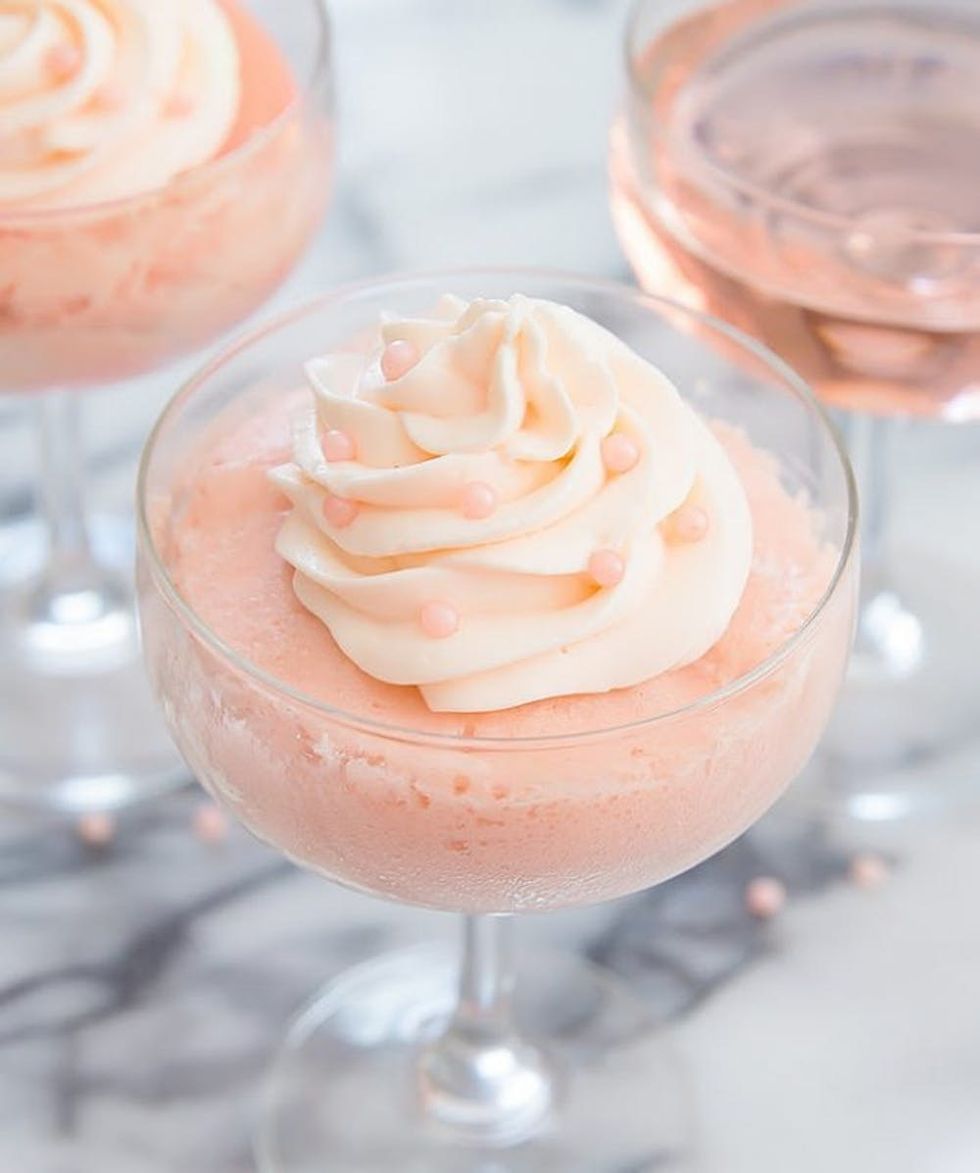 Ros\u00e9 Champagne Mug Cake Valentine's Day Desserts