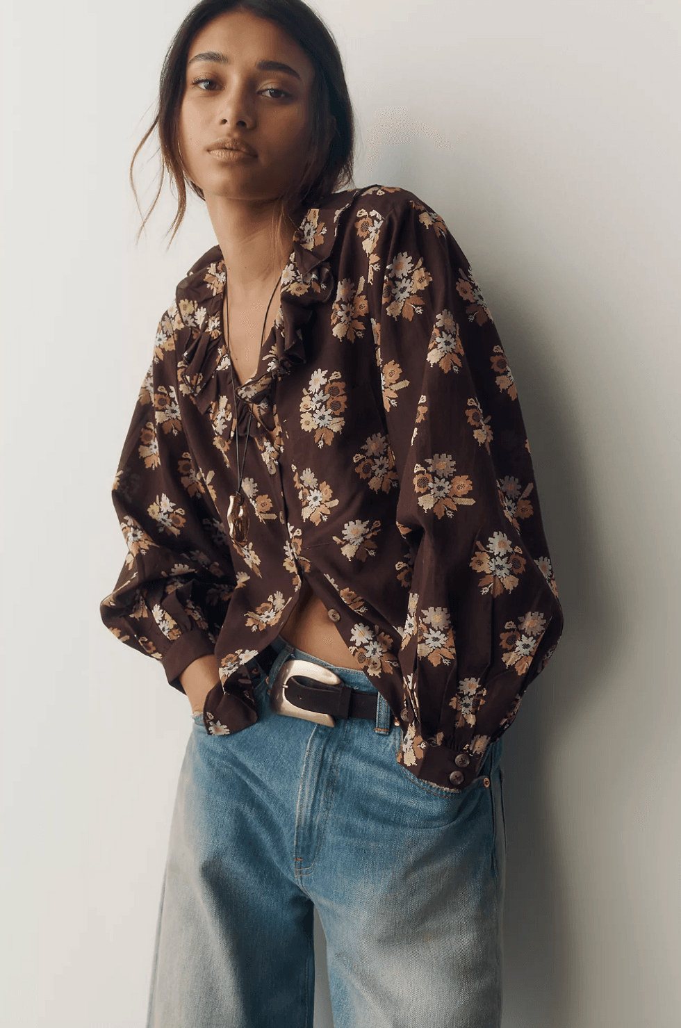 Ruffle Collar Buttondown Shirt