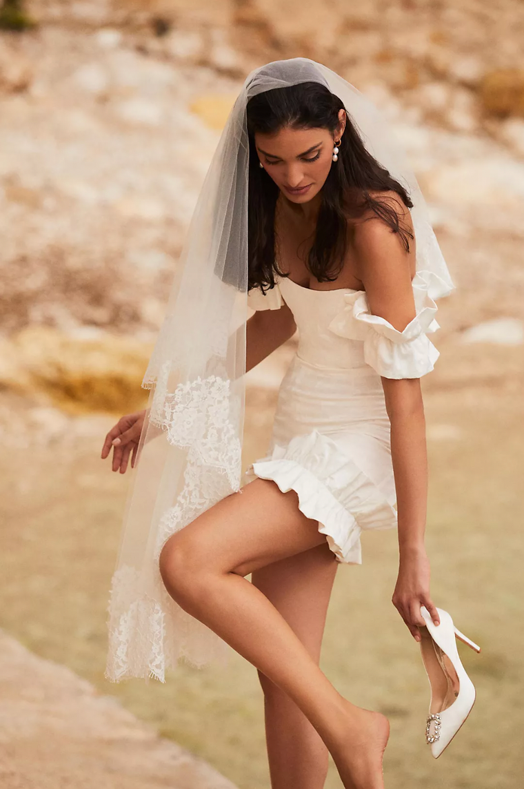 20 Stunning Mini Wedding Dresses