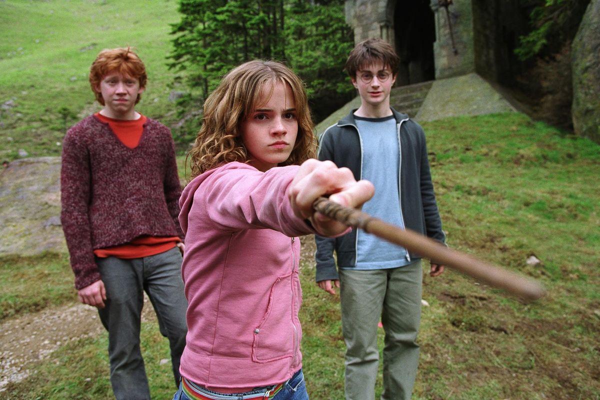 rupert grint, emma watson, and daniel radcliffe in harry potter and the prisoner of azkaban