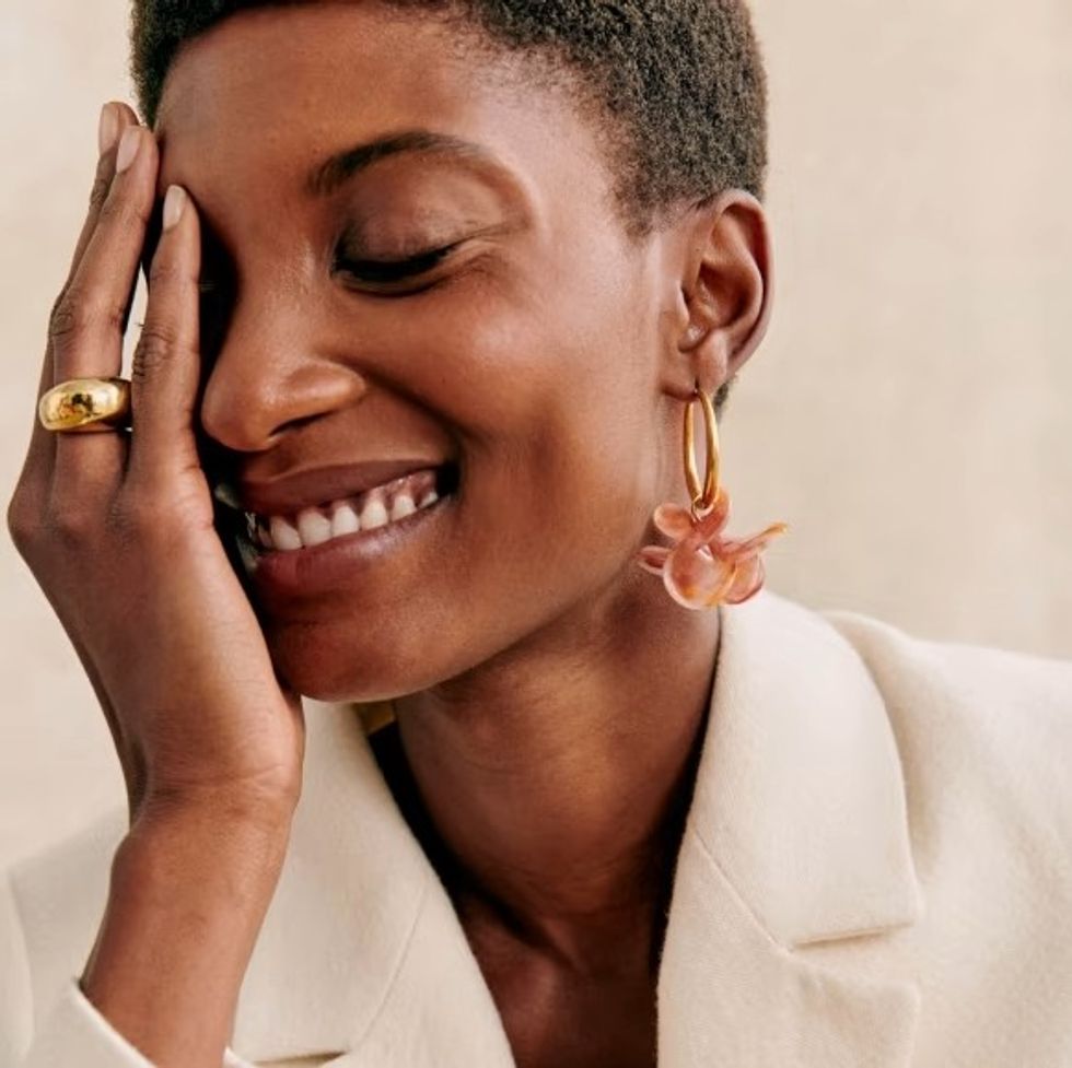 S\u00e9zane Flora Hoops