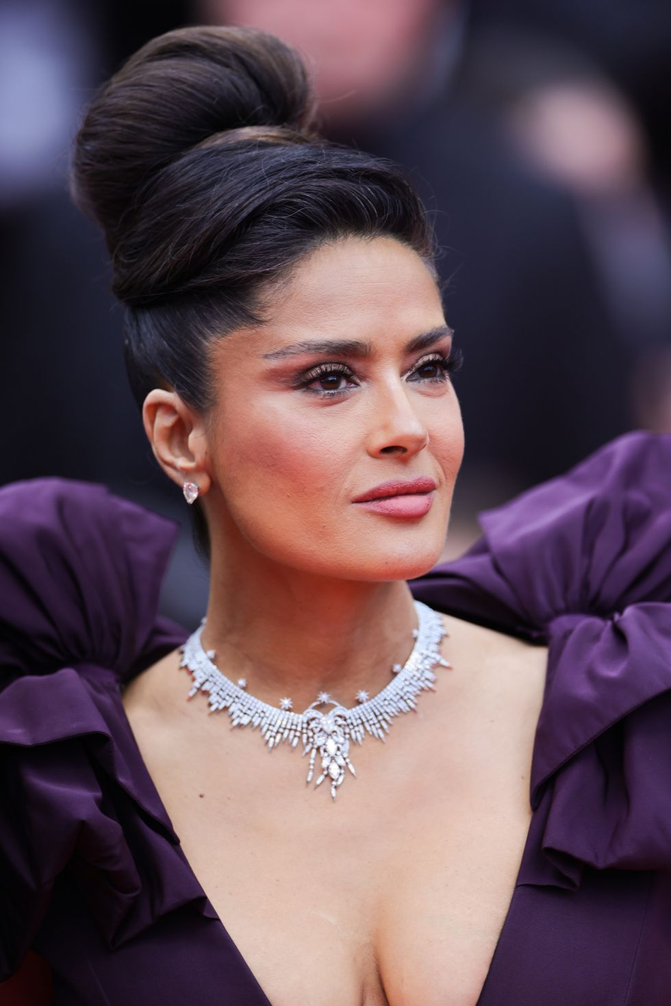 salma hayek with a hairstyle for women over 50