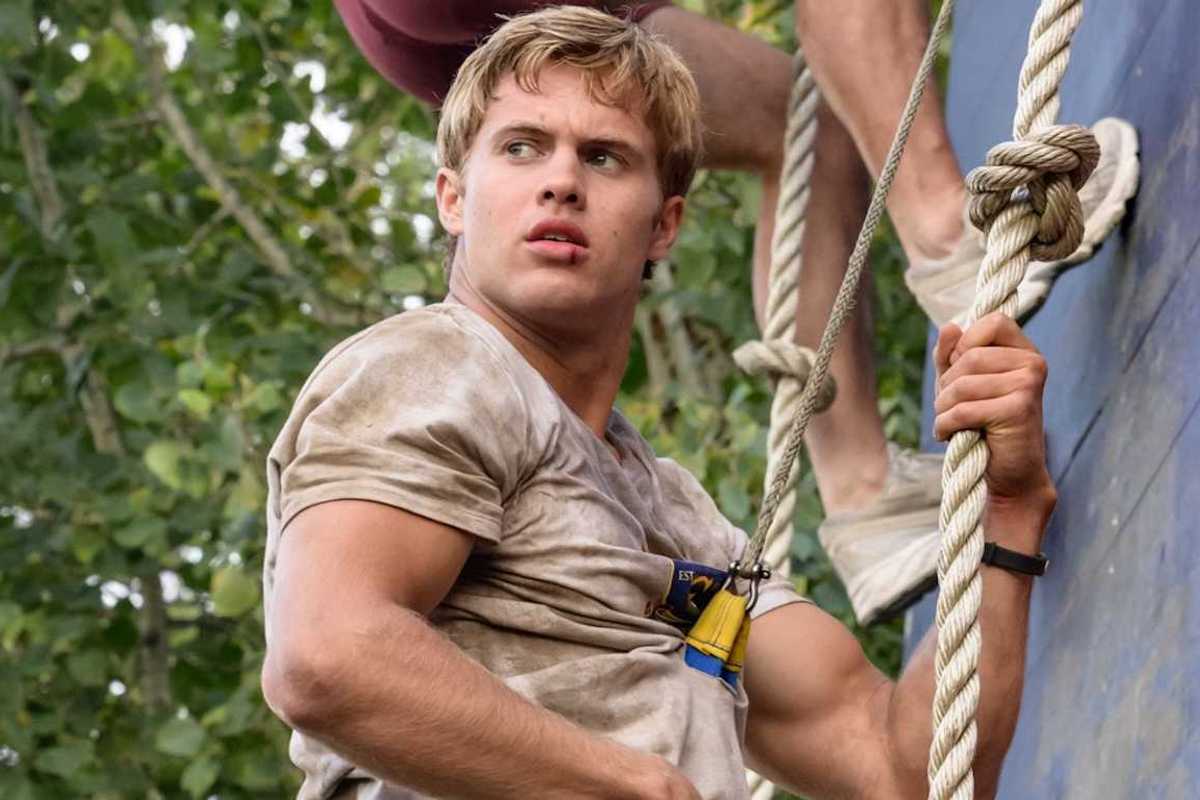 Sam Braun as Josh Regis