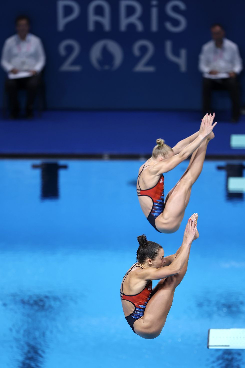 Sarah Bacon and Kassidy Cook in their syncronized diving routine at the 2024 paris olympics