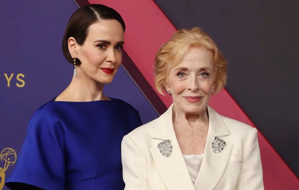 sarah paulson and holland taylor celebrity age gap relationships