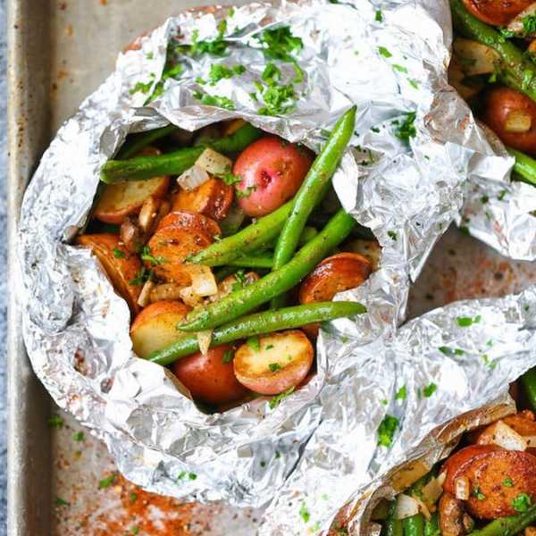 Sausage, Potato, and Green Bean Foil Packets