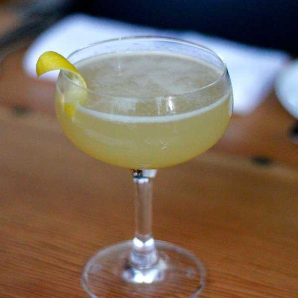 Scotch + Oat-Infused Honey Cocktail