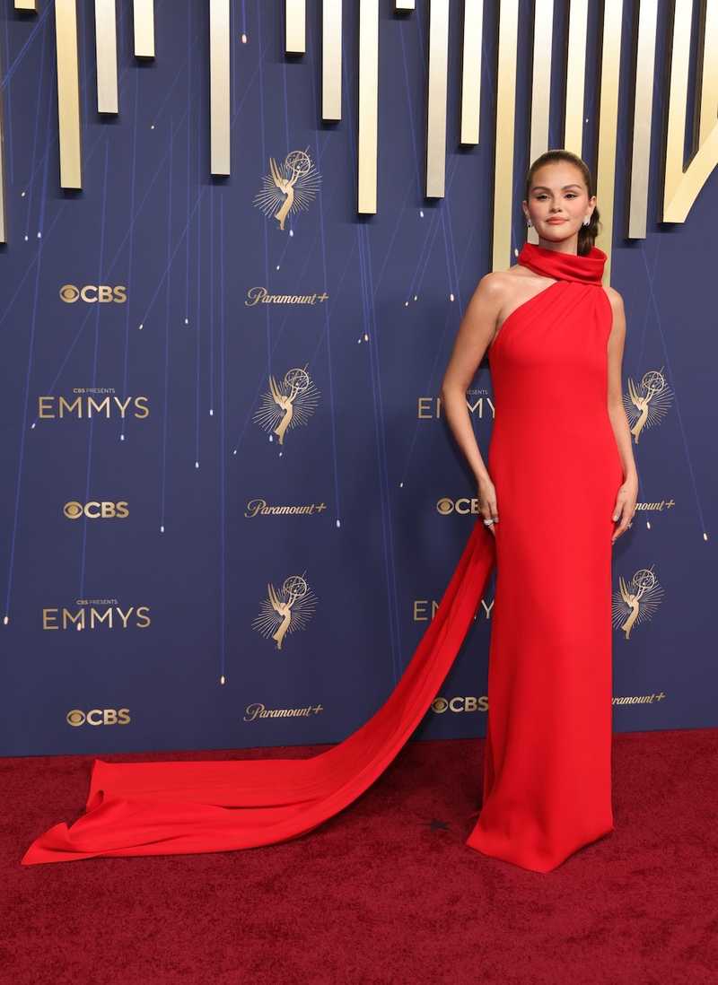 The 12 Best Dressed Stars On The Emmys Red Carpet - Brit + Co