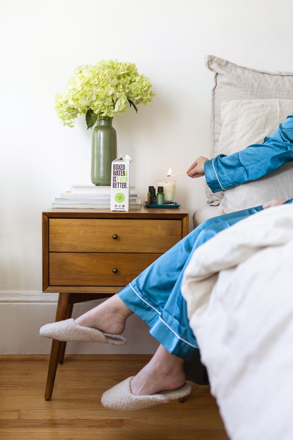 self care lighting candle