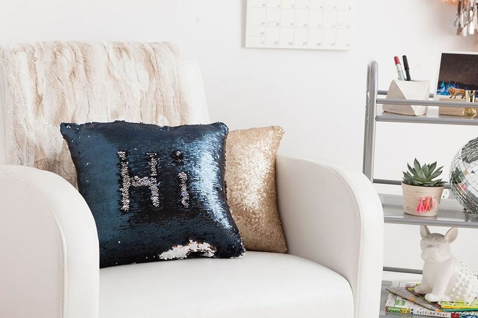 sequin-pillow-5