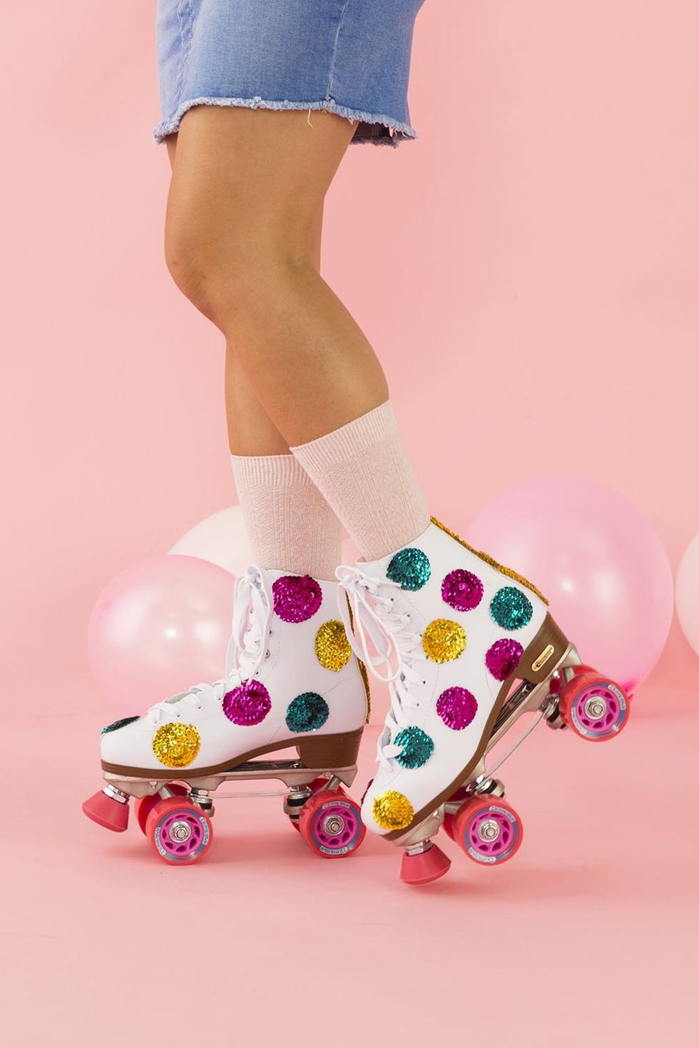 Sequin_RollerSkates_012