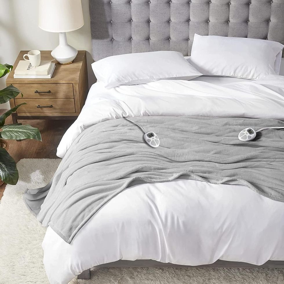 Serta Luxuriously Soft Plush Electric Blanket