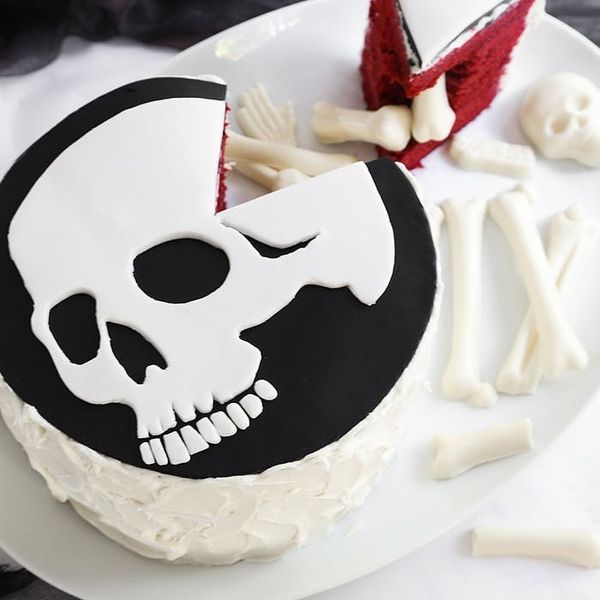 skeleton red velvet cake Skeleton Pi\u00f1ata Cake