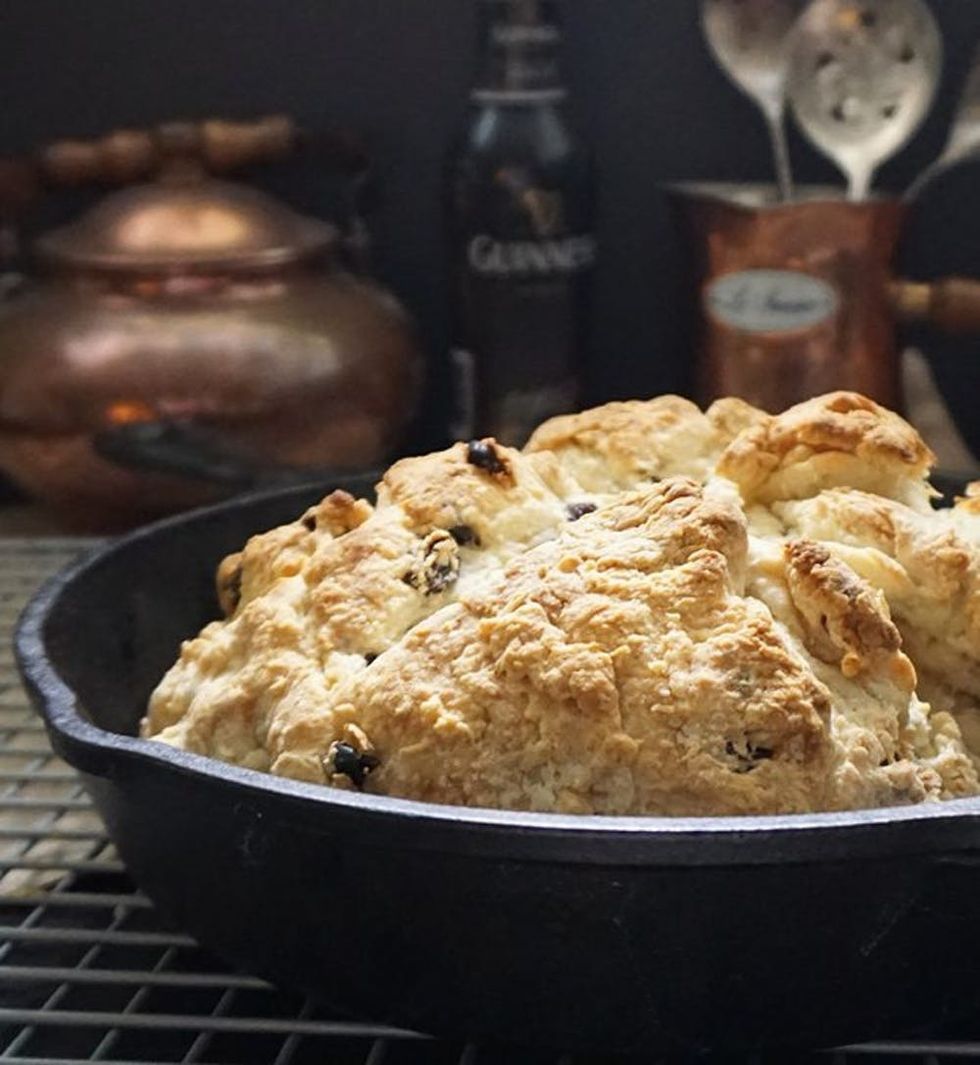 skillet-irish-raisin-soda-bread