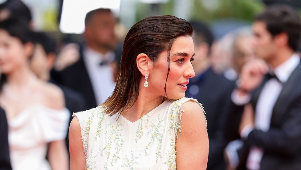 slicked back summer hairstyle summer hair inspiration