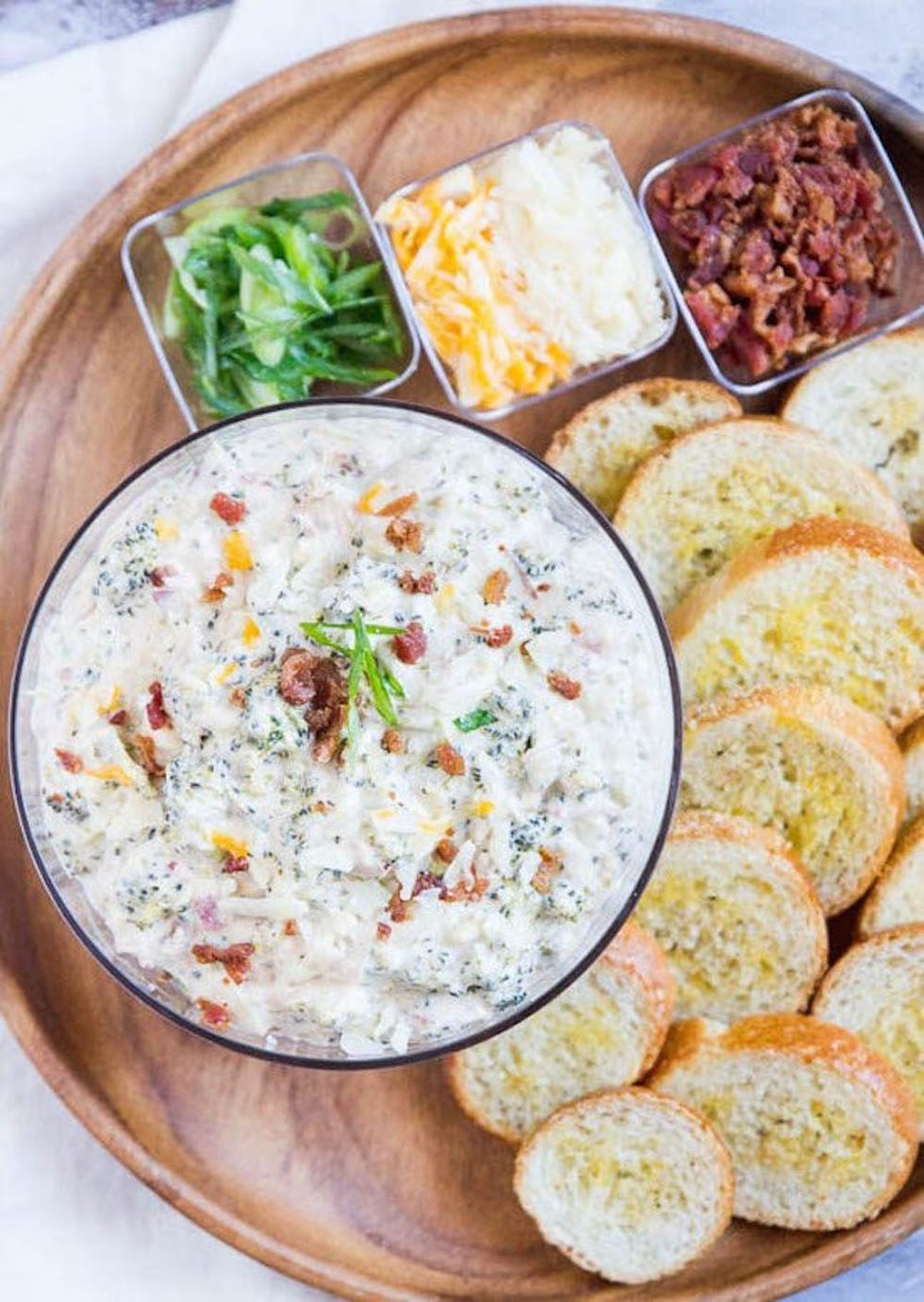 27 Easy Crock Pot Dips For Tailgating Brit + Co