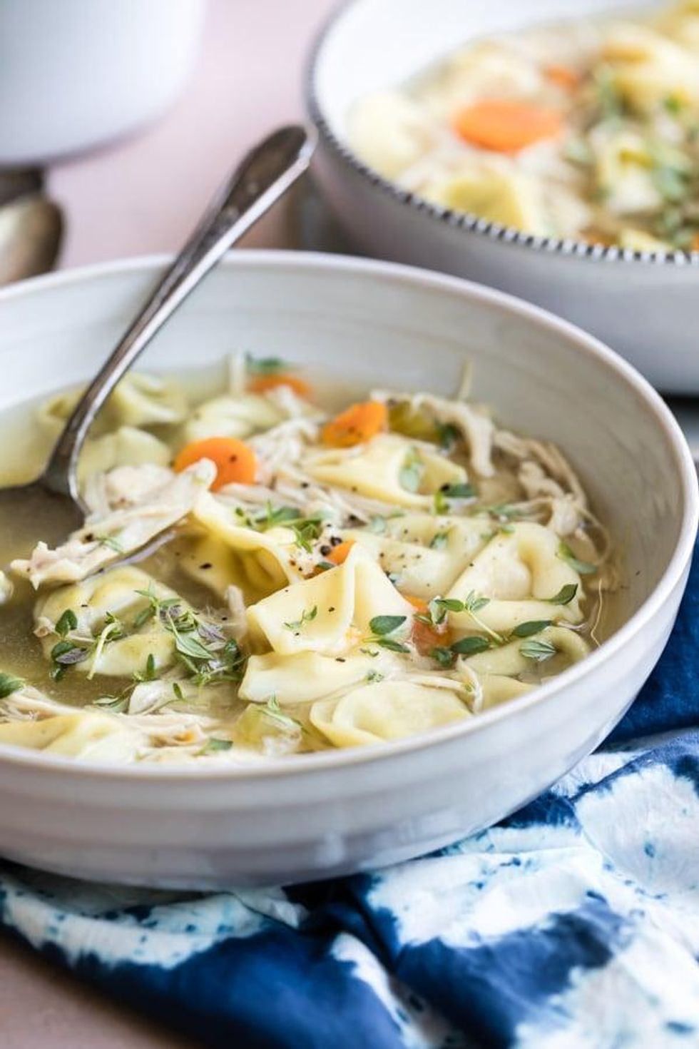 Slow Cooker Chicken Tortellini Soup