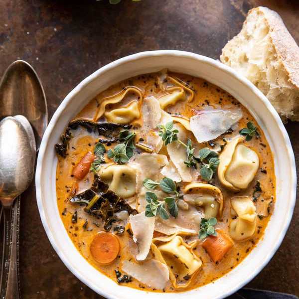 Slow Cooker Creamy Tortellini Vegetable Soup