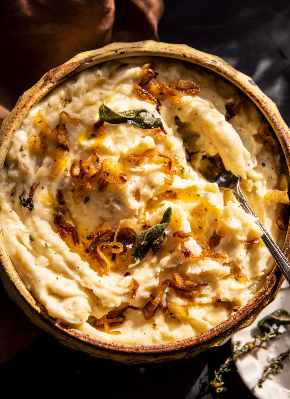 Slow cooker crockpot cheesy mashed potatoes