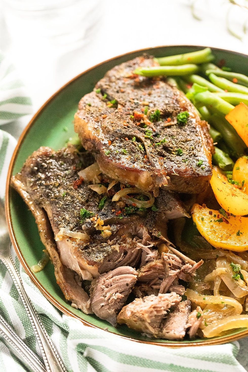 Slow Cooker Lamb Chops