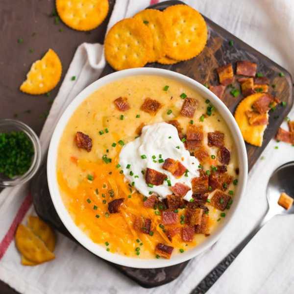 Slow-Cooker Loaded Baked Potato Soup crock pot dinner