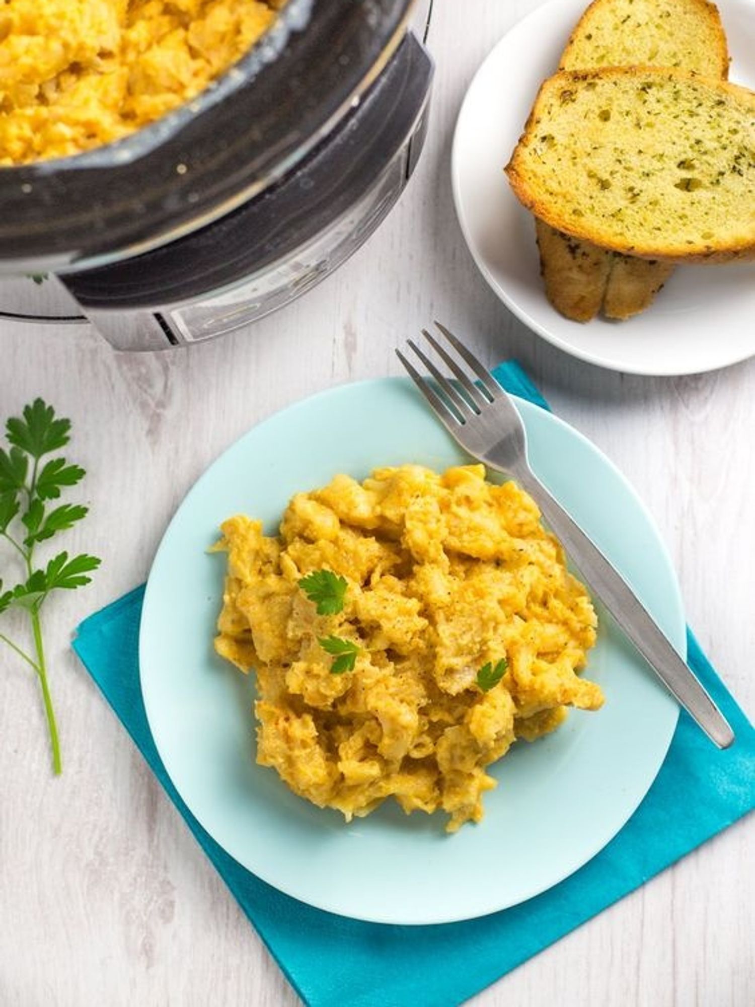 slow cooker macaroni cheese