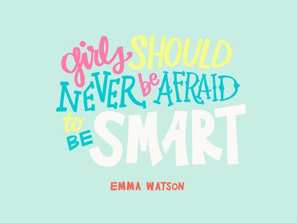 Smart-Girls_1600x1200-Feb-Wallpapers