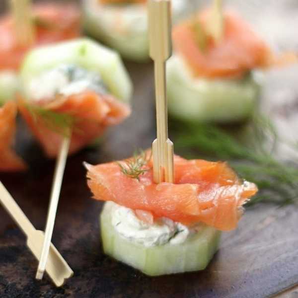 Smoked Salmon and Cream Cheese Cucumber Bites