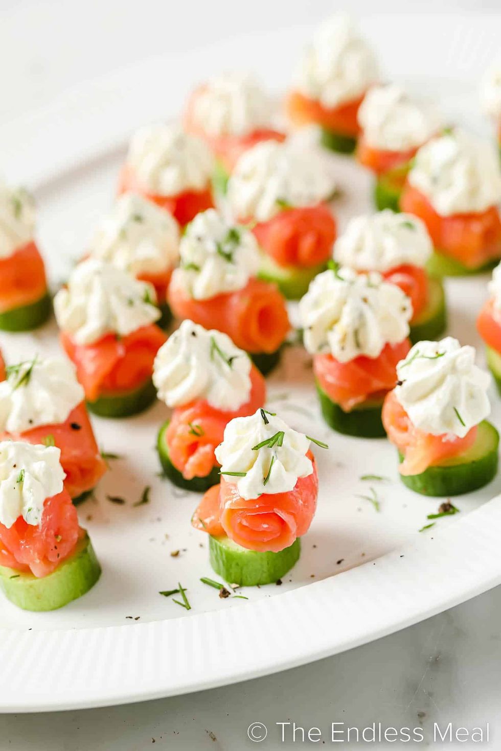Smoked Salmon Appetizers with Cucumber and Lemon Dill Cream Cheese