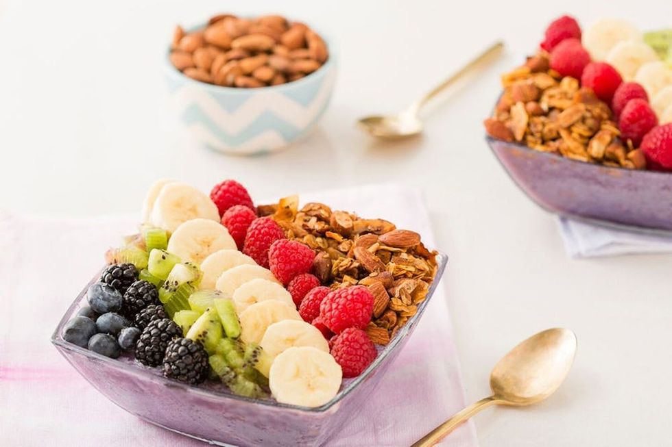 How to Make Healthy Smoothie Bowls With Almond Granola Brit + Co