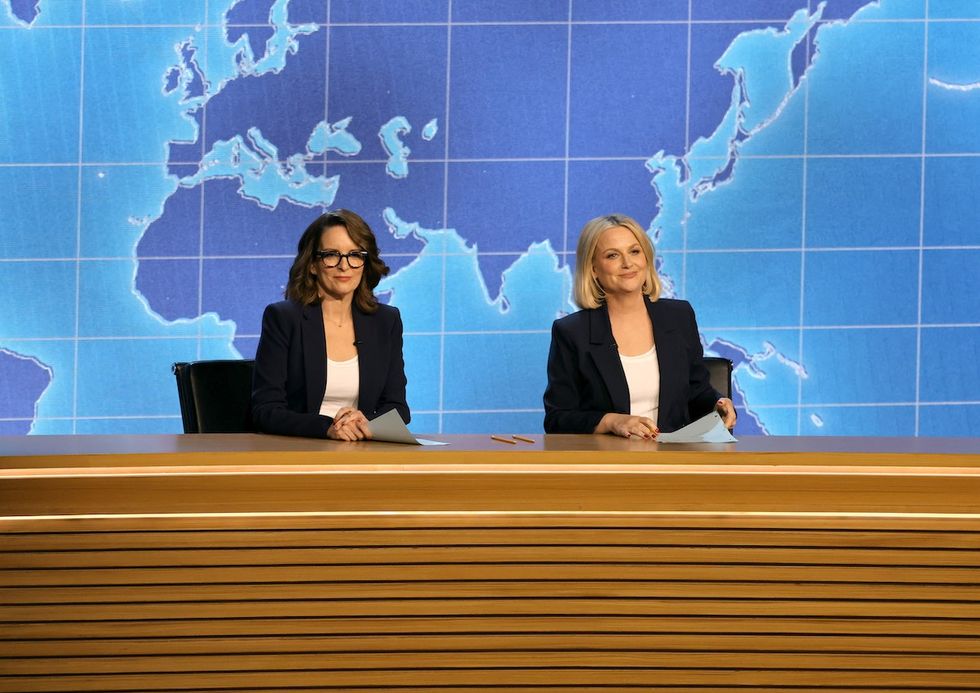 snl weekend update Tina Fey And Amy Poehler