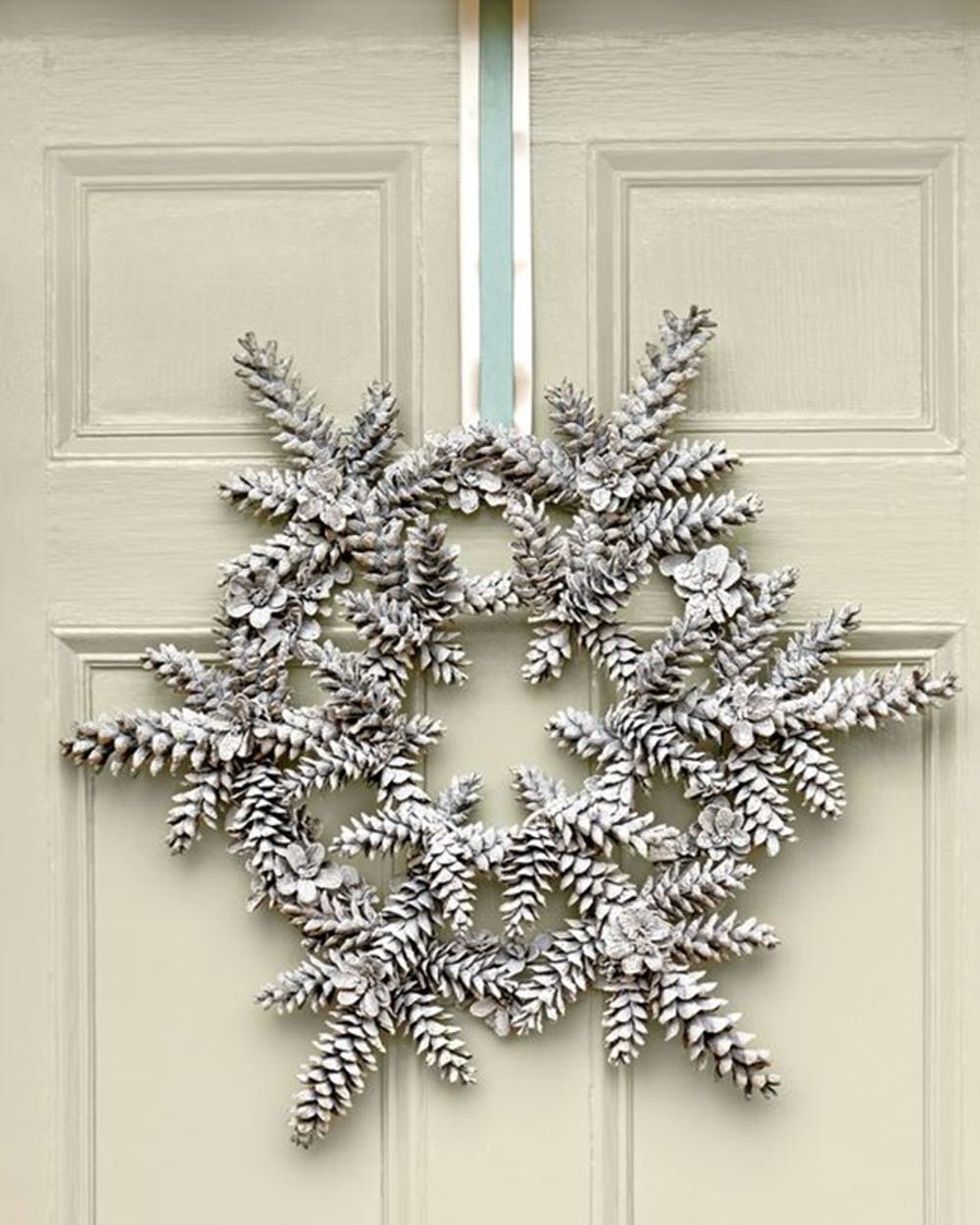 Snowflake-Shaped Wreaths Holiday Decor