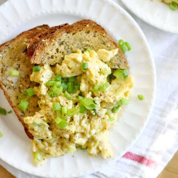 Soy Sauce and Green Onion Scrambled Eggs