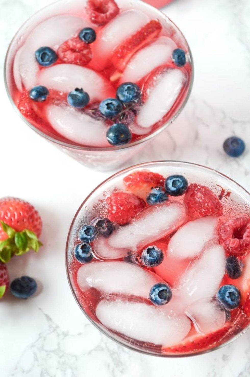 Sparkling Hibiscus Berry Cocktail