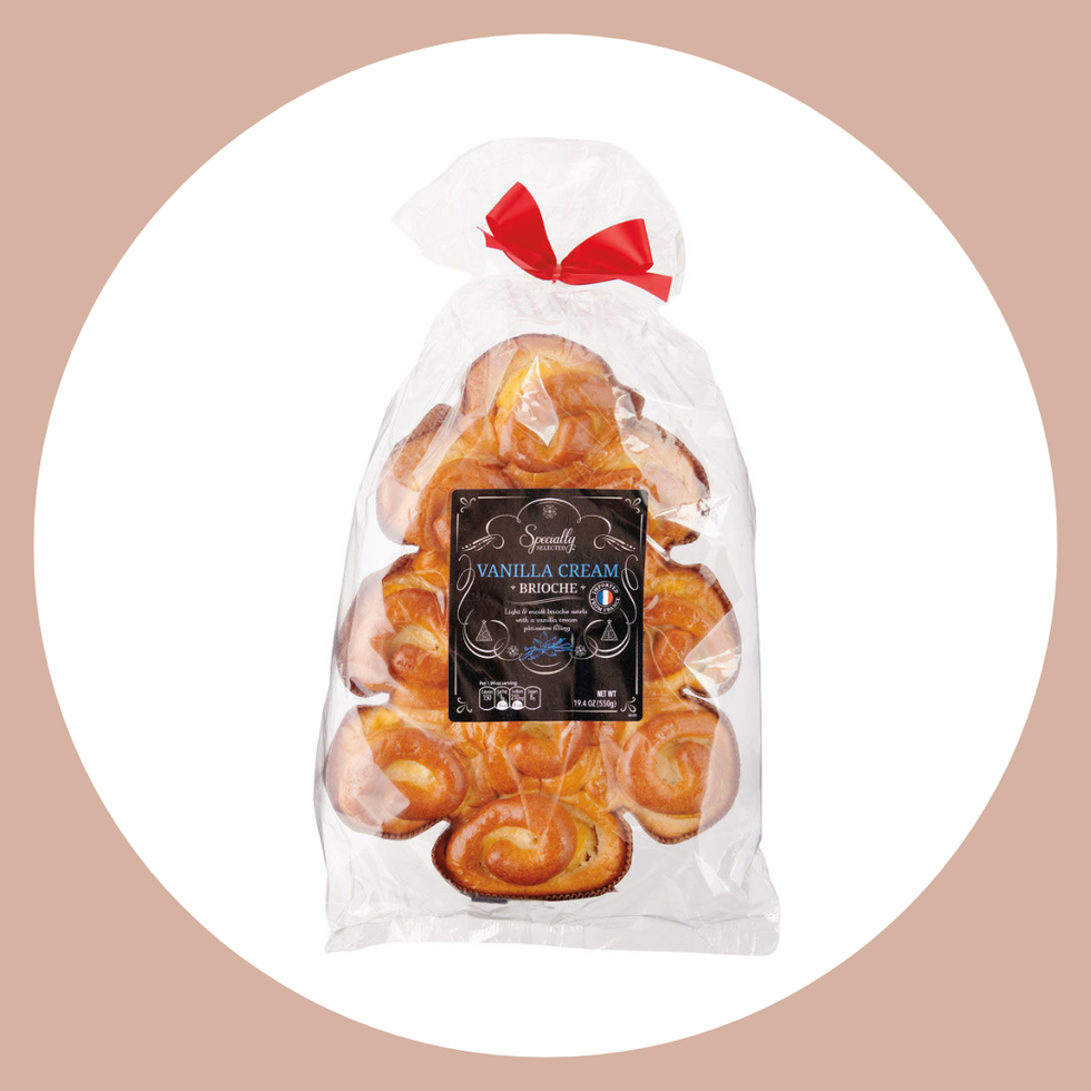 Specially Selected Christmas Tree Brioche