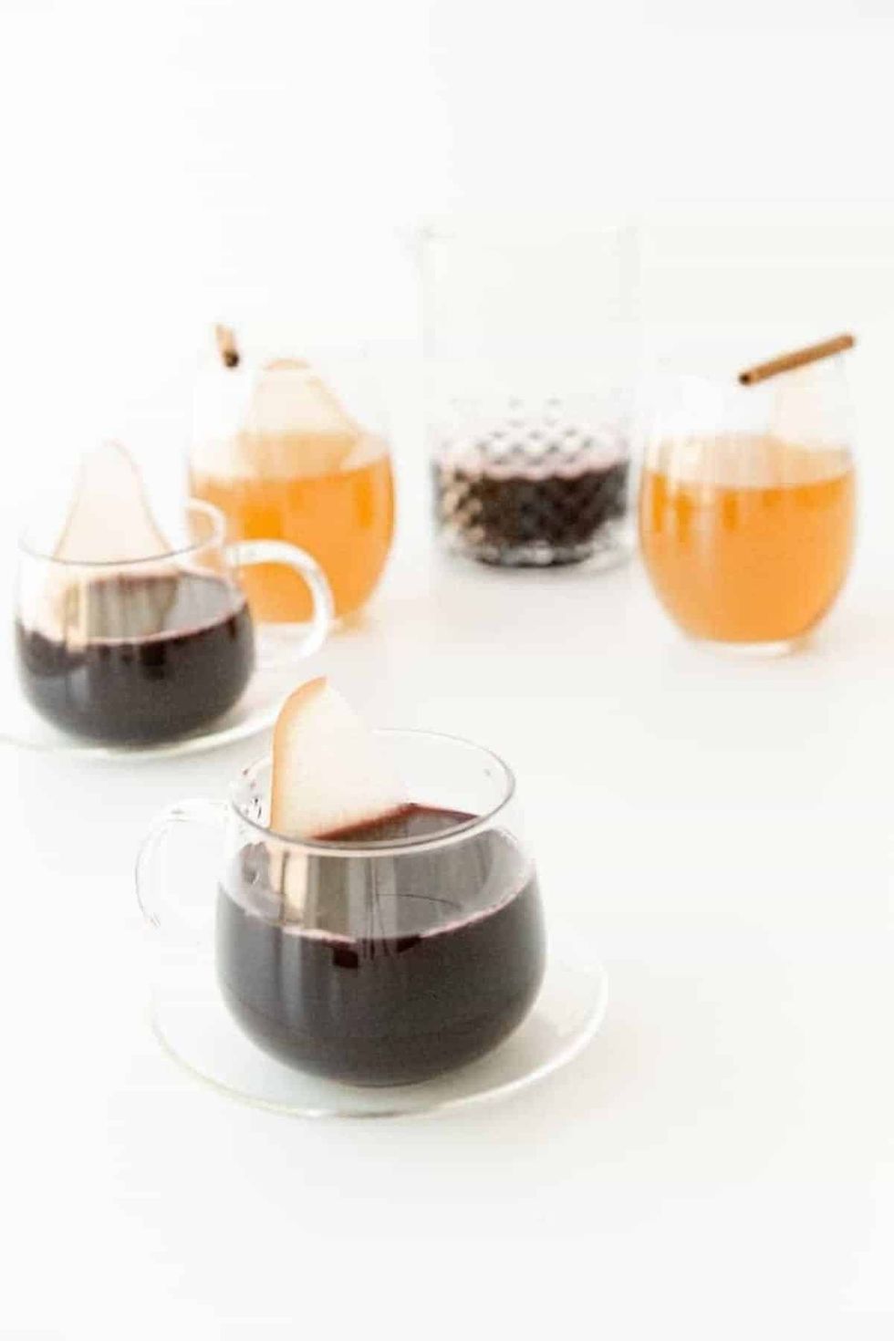 Spiced Pear Mulled Wine