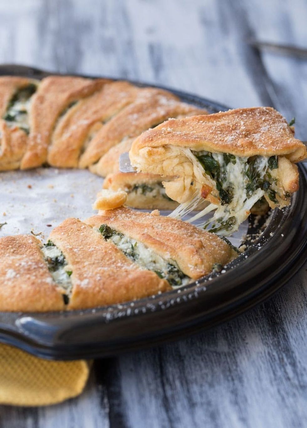 Spinach and Cheese Crescent Ring