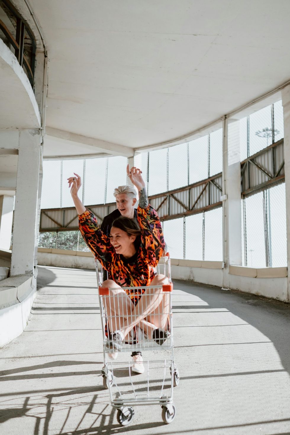 spontaneous extrovert