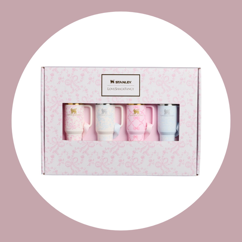 Stanley 1913 x LoveShackFancy Holiday Quencher ProTour Ornament Set