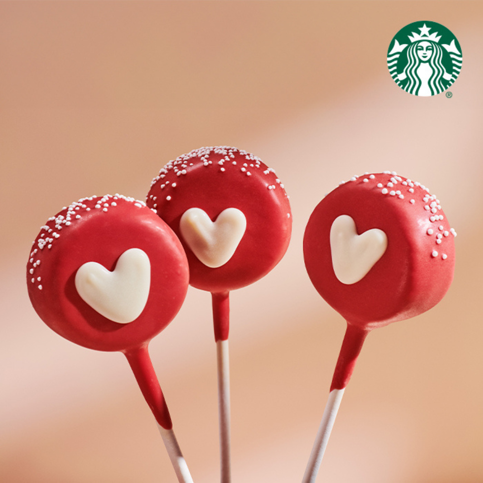 Starbucks\u200b Valentine's Cake Pop