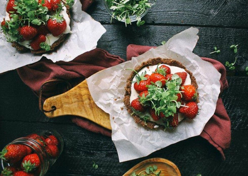 strawberry chocolate tart