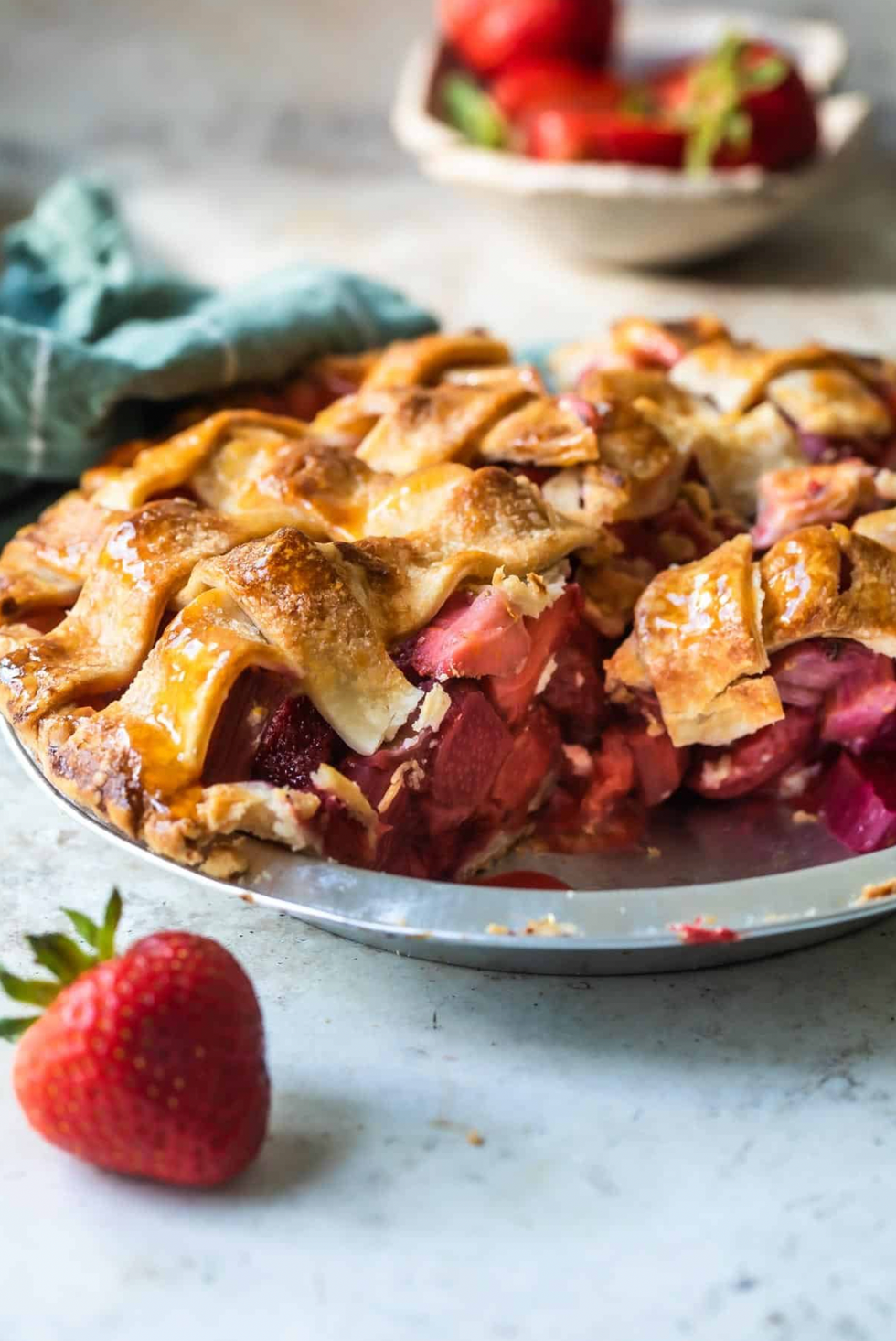 strawberry rhubarb pie