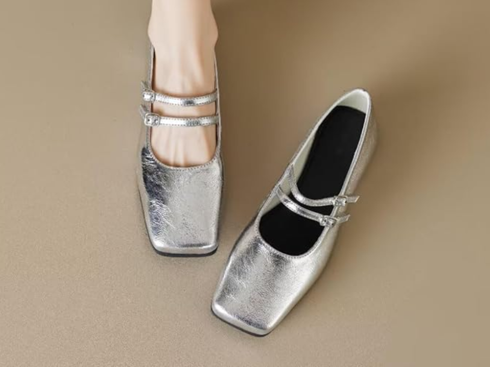 Stunner Mary Jane Flats