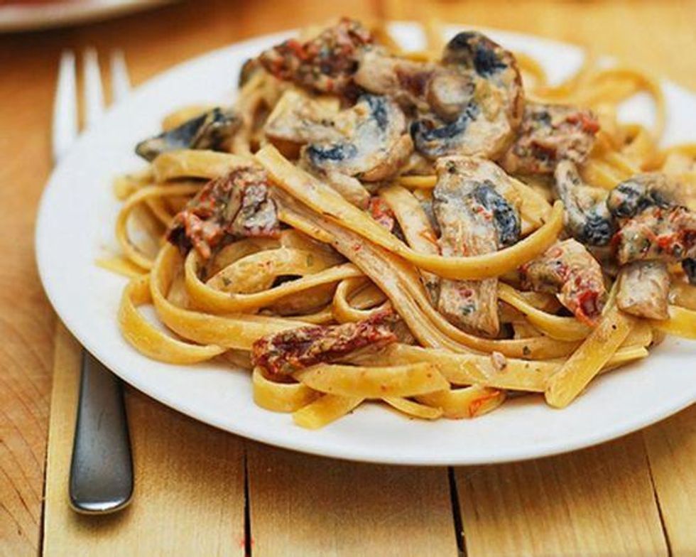 Sun-Dried Tomato and Mushroom Pasta
