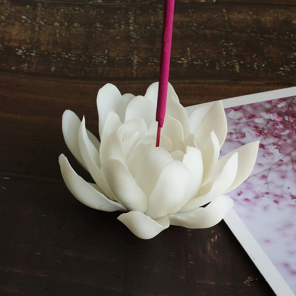 Sunormi 3.9 Inch Ceramic White Lotus Incense Burner