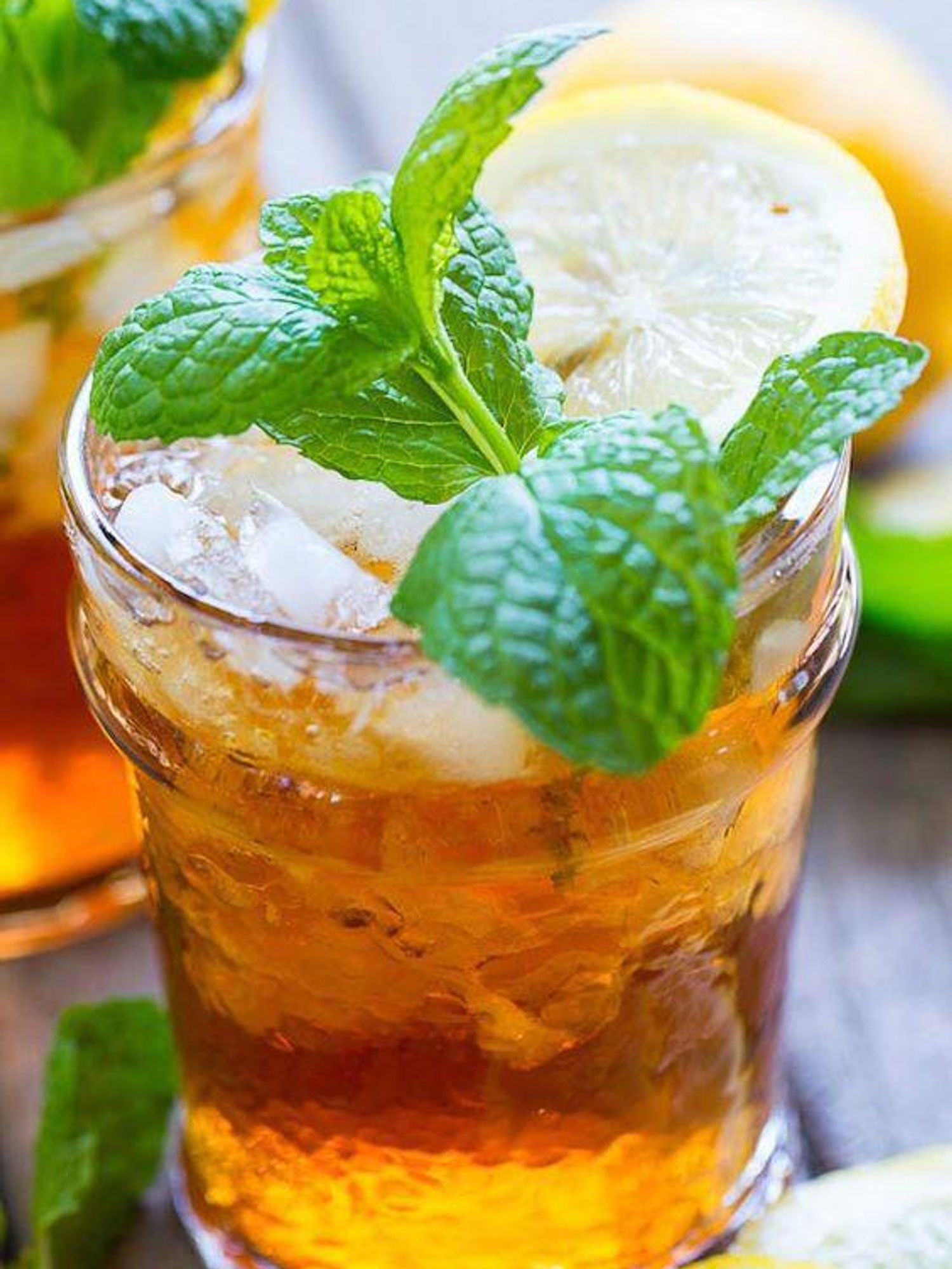 Sweet Tea Mint Juleps