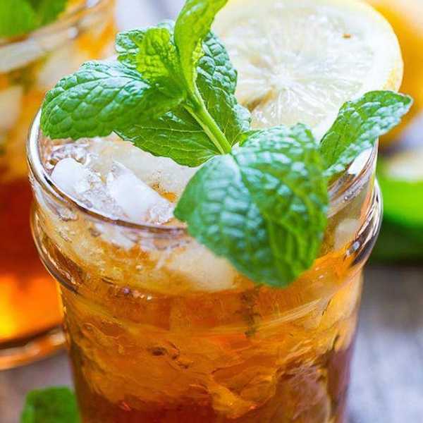 Sweet Tea Mint Juleps